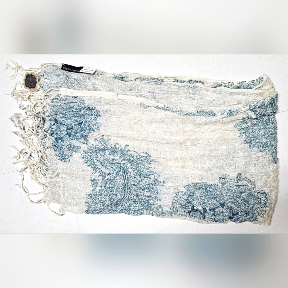 Coco & Carmen NWT Scarf